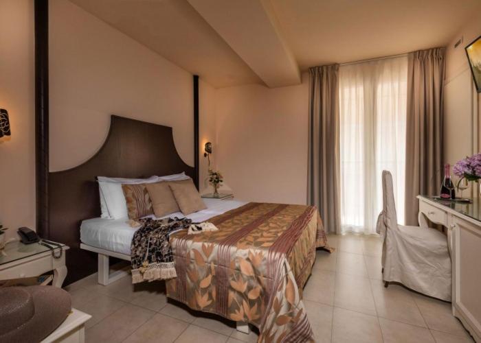 Baia Del Mar Beach Boutique Hotel Лидо-ди-Езоло Экстерьер фото