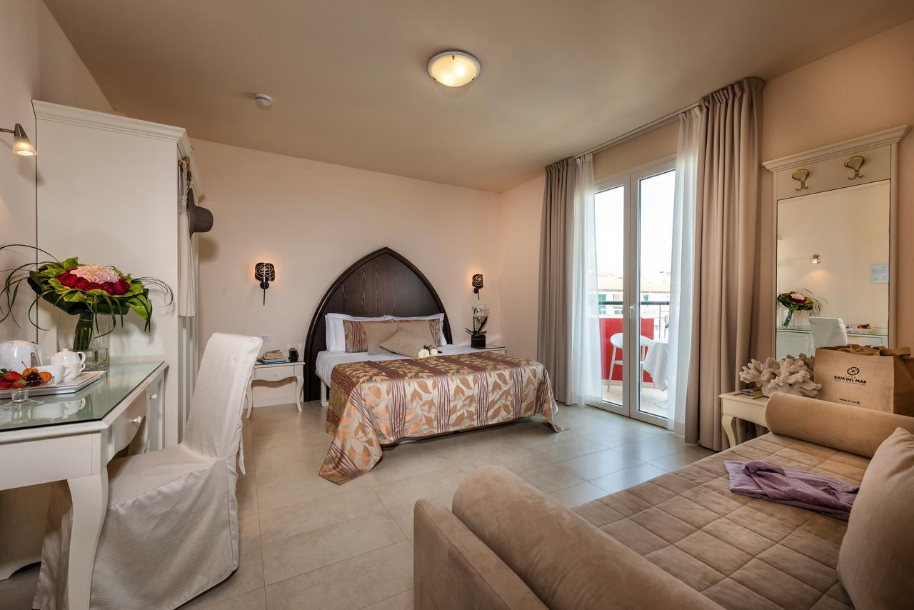 Baia Del Mar Beach Boutique Hotel Лидо-ди-Езоло Экстерьер фото
